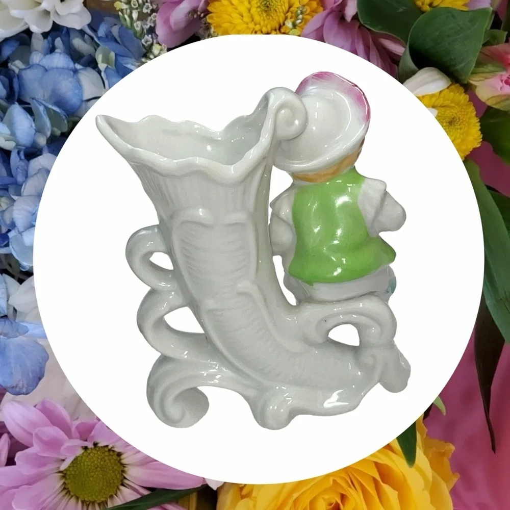 Vintage or Antique Mojae Porcelain Vase w Man & Roses 4.5” Tall Made in China